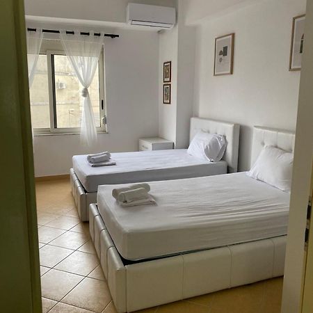 דורס Nicole Apartments Rental מראה חיצוני תמונה