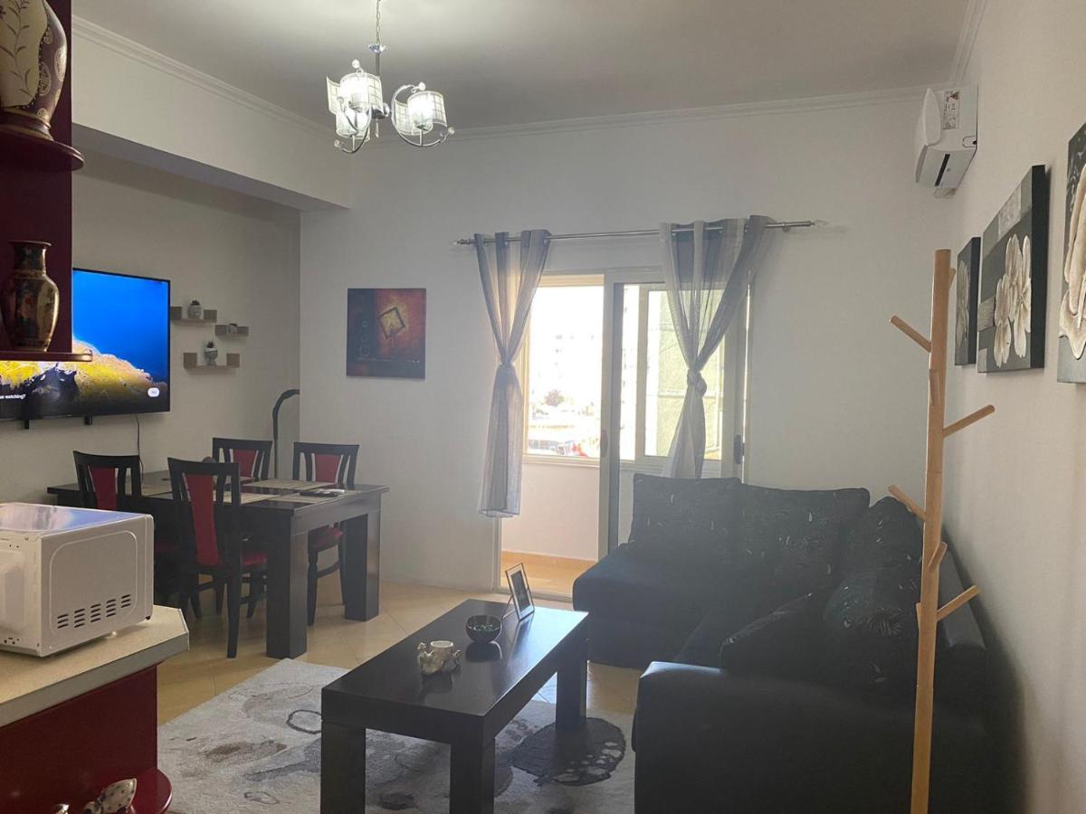 דורס Nicole Apartments Rental מראה חיצוני תמונה