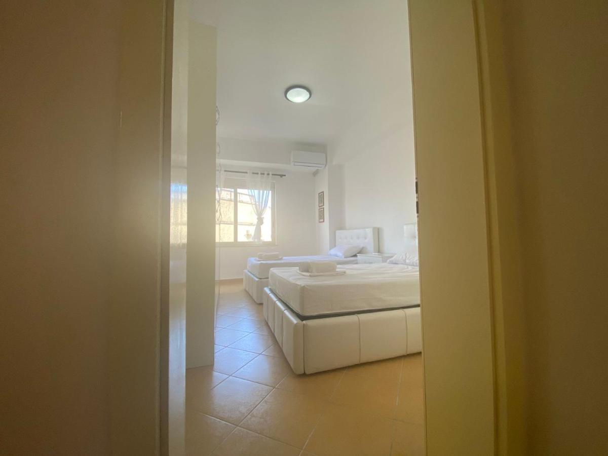דורס Nicole Apartments Rental מראה חיצוני תמונה