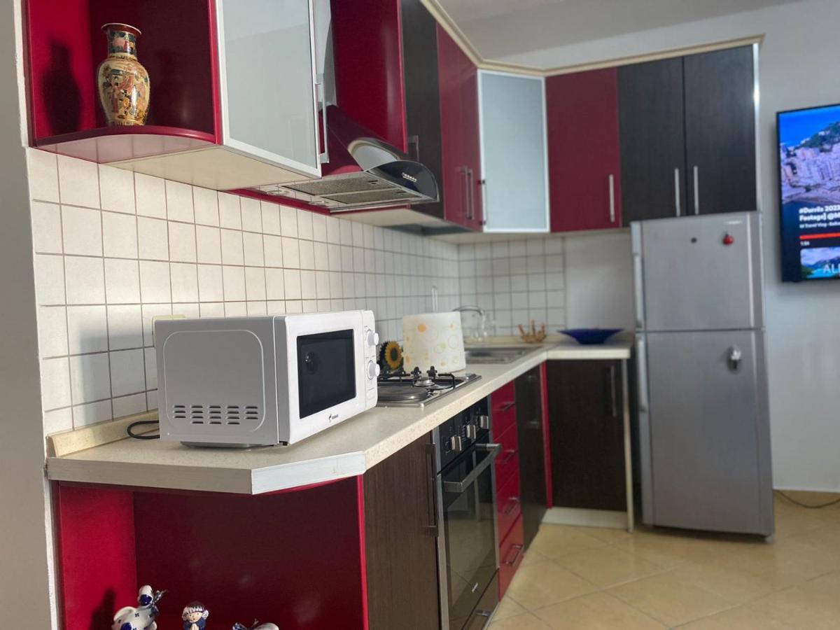 דורס Nicole Apartments Rental מראה חיצוני תמונה