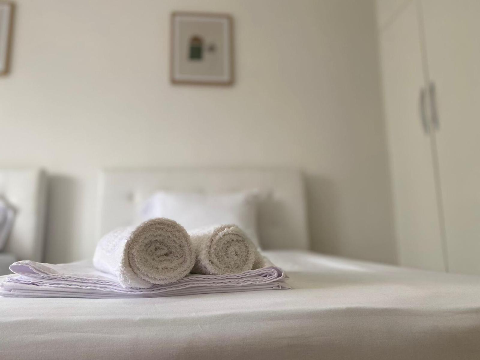 דורס Nicole Apartments Rental מראה חיצוני תמונה