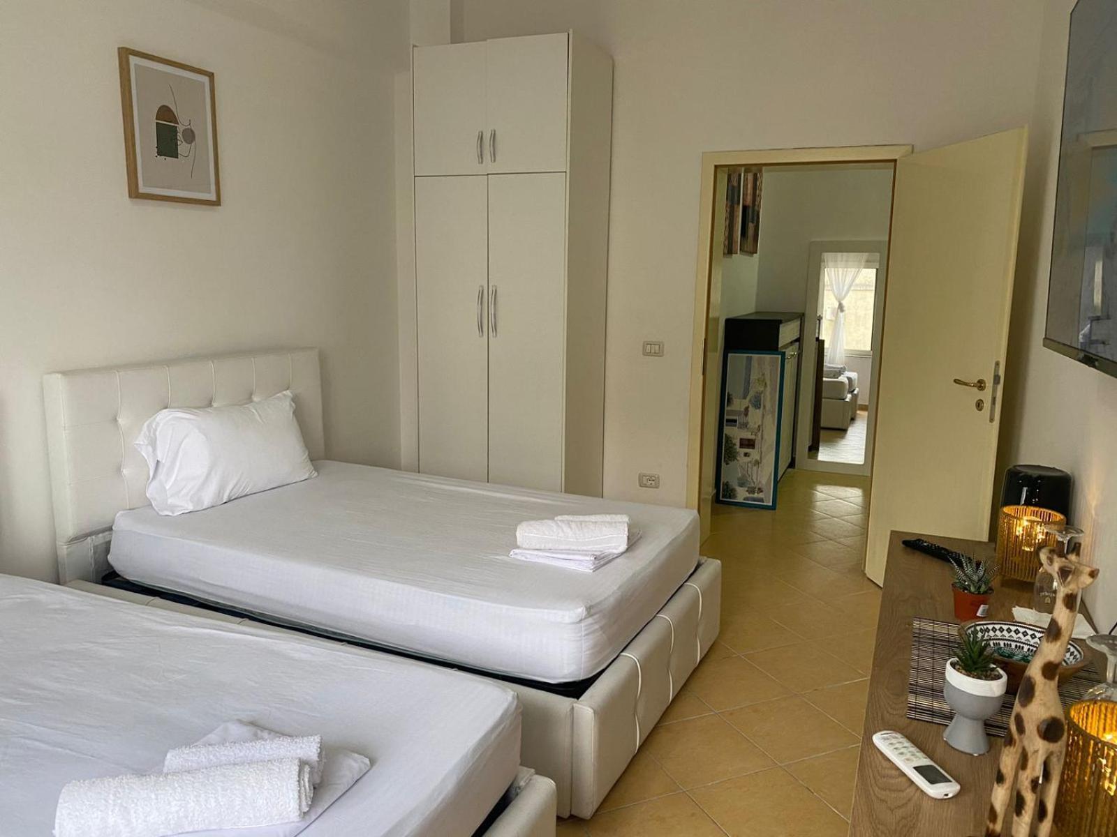דורס Nicole Apartments Rental מראה חיצוני תמונה