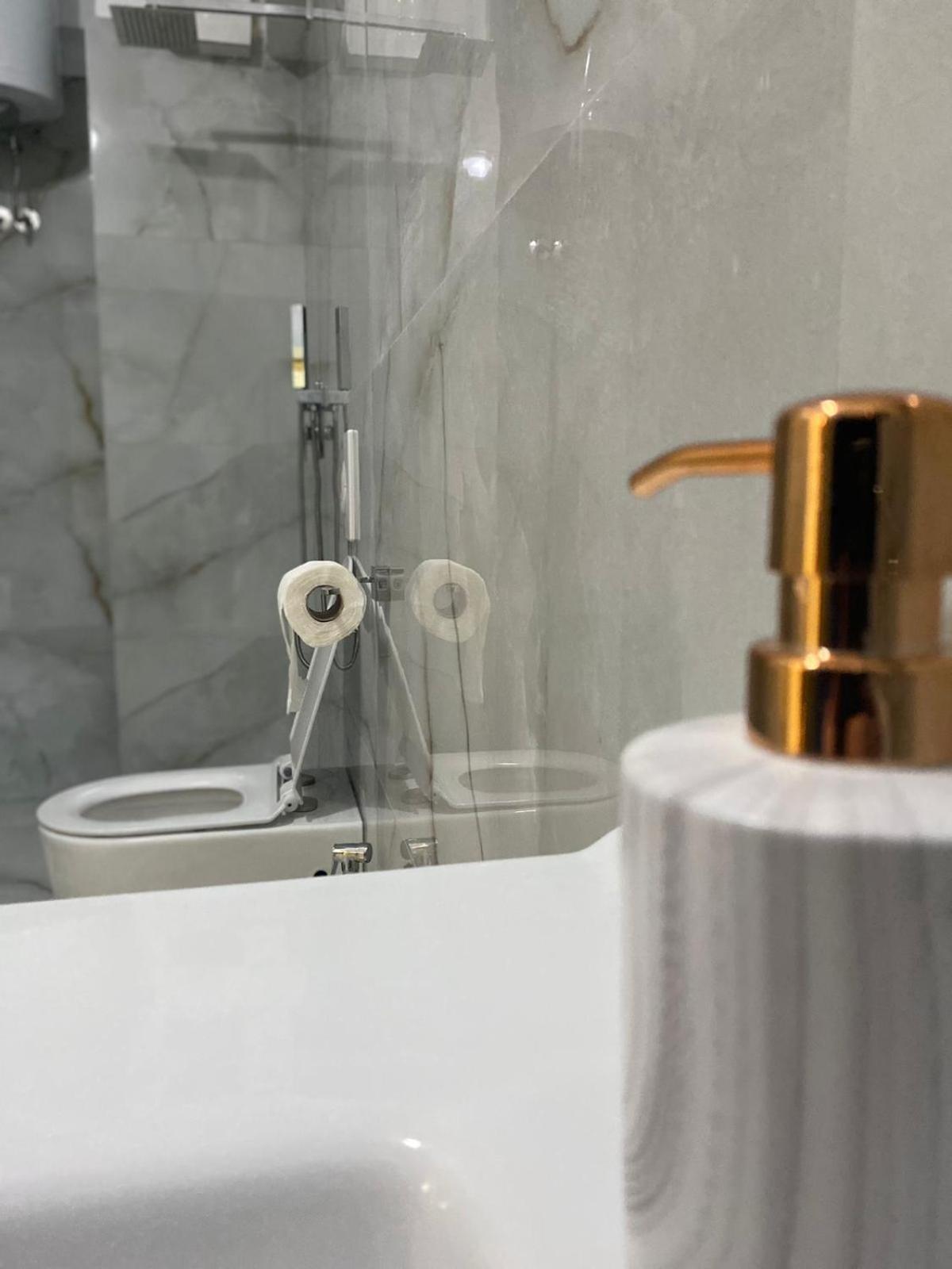 דורס Nicole Apartments Rental מראה חיצוני תמונה
