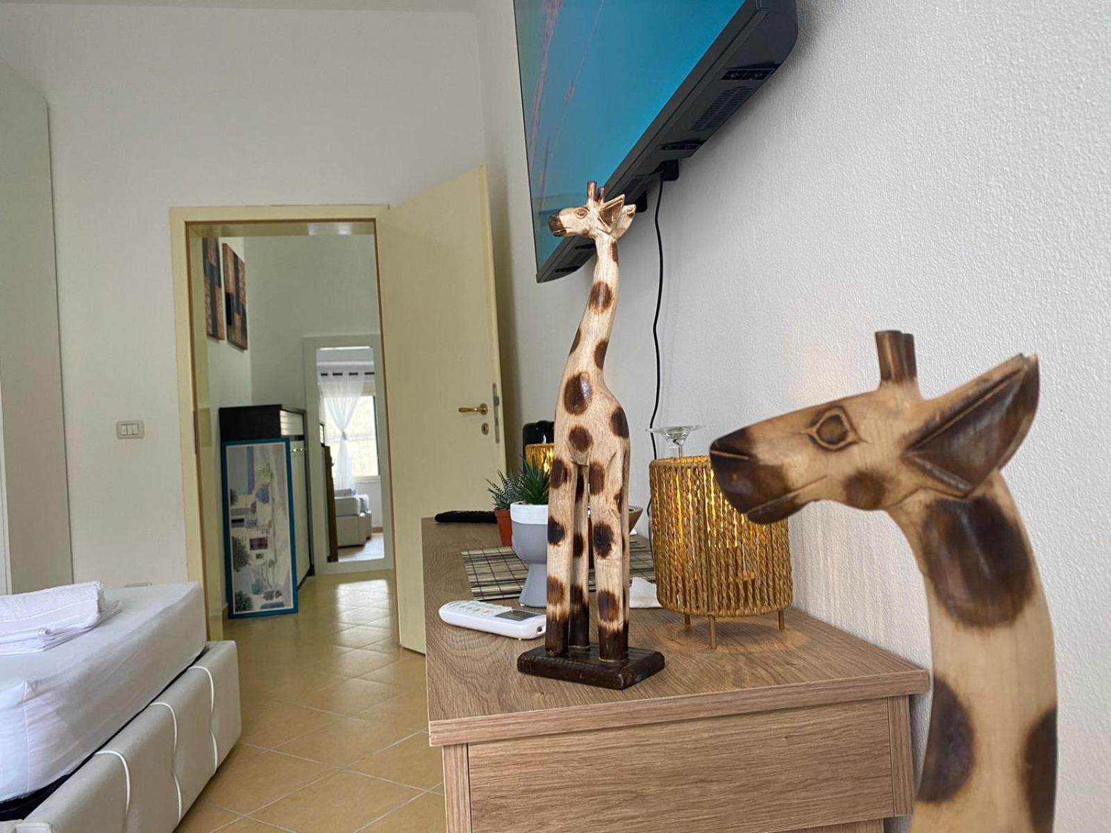 דורס Nicole Apartments Rental מראה חיצוני תמונה