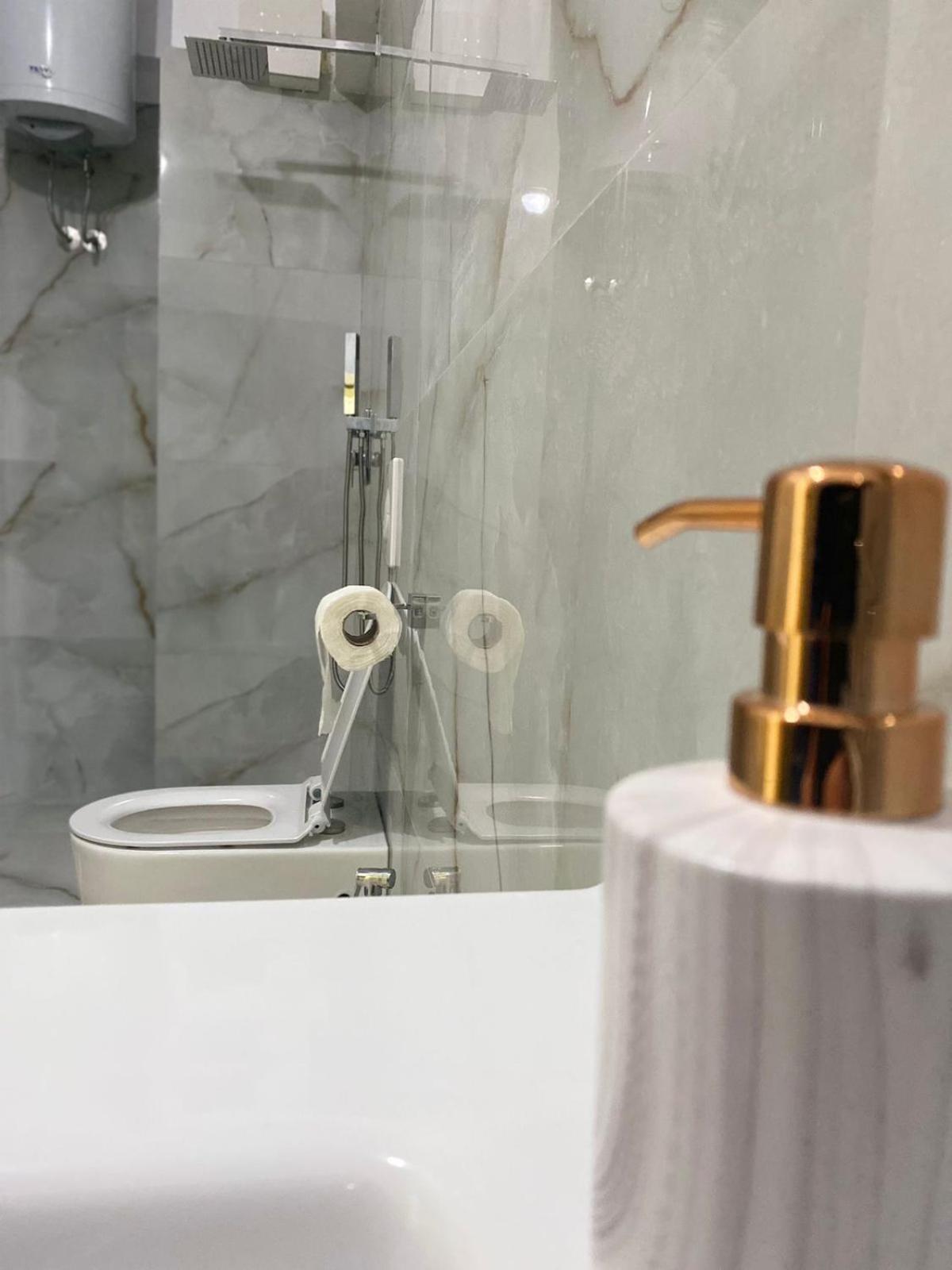 דורס Nicole Apartments Rental מראה חיצוני תמונה